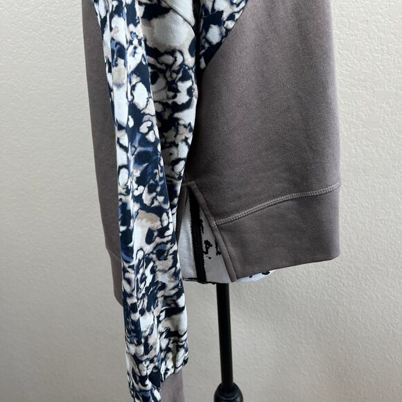 Sweaty Betty Balham Camo Long Sleeve Colorblock Sweatshirt Loose Fit size L gym - Picture 13 of 16